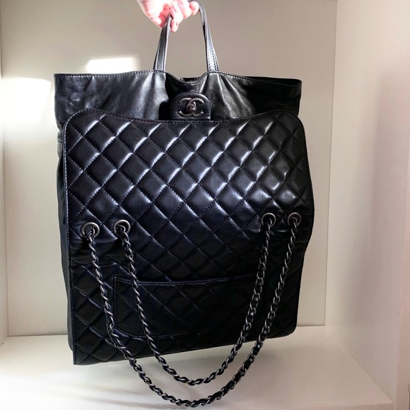 Chanel classic flap convertible tote bag - Picture 1 of 16